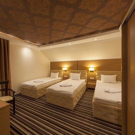 Allegria Hotel Alba Iulia Phòng bức ảnh