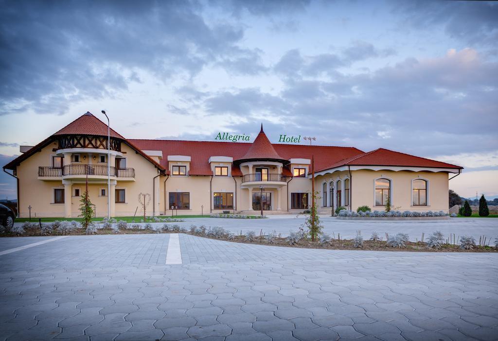 Allegria Hotel Alba Iulia Ngoại thất bức ảnh