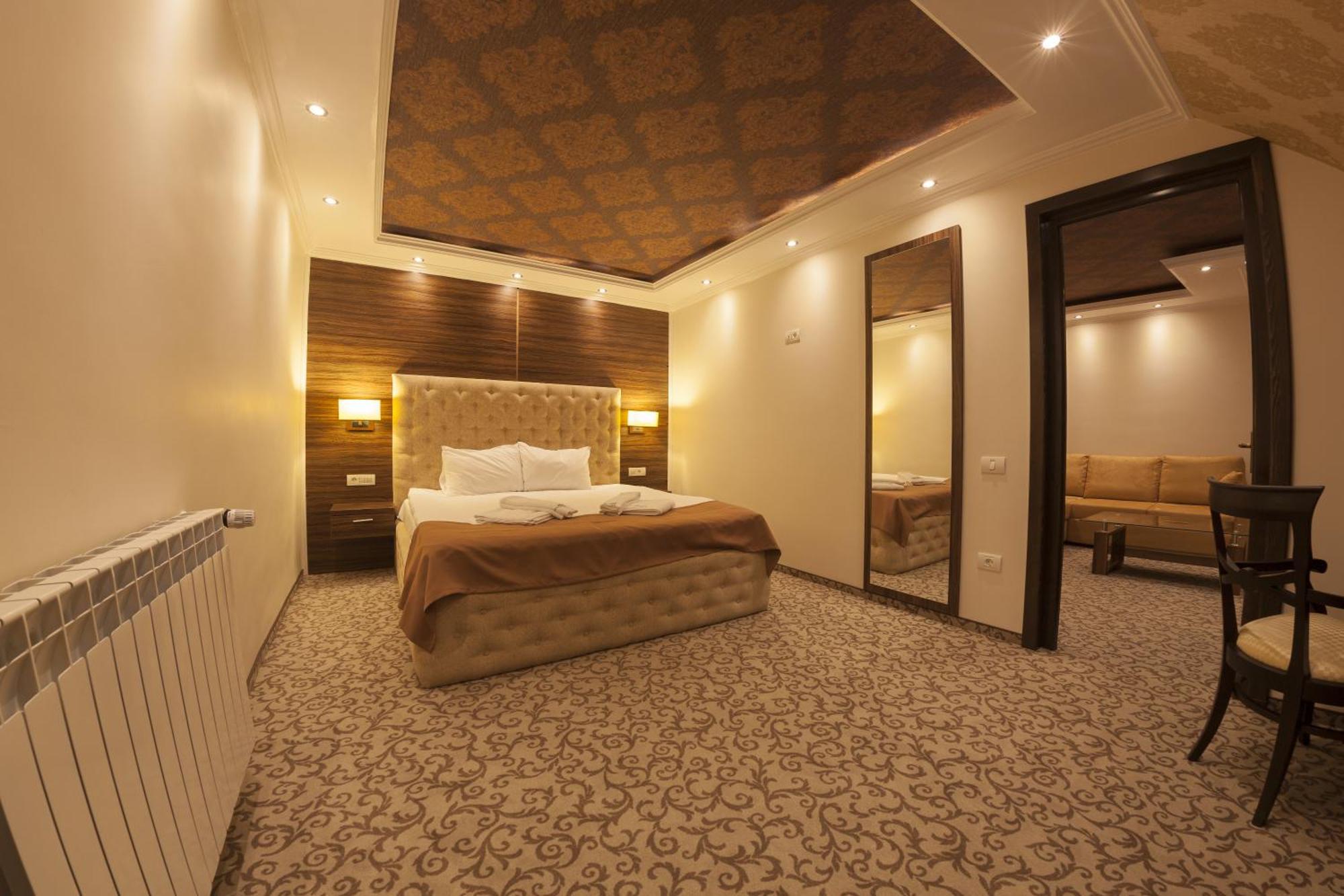 Allegria Hotel Alba Iulia Phòng bức ảnh